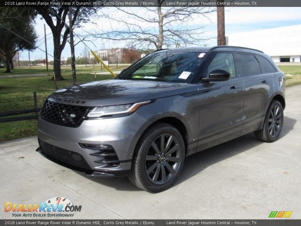 Front 3/4 View of 2018 Land Rover Range Rover Velar R Dynamic HSE Photo #10