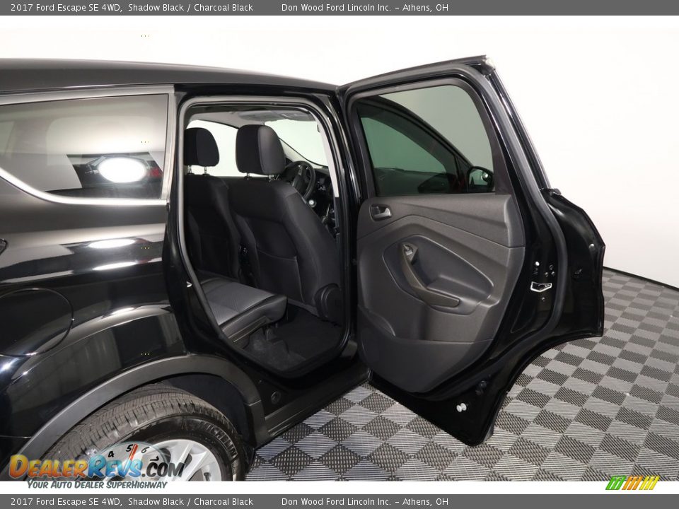 2017 Ford Escape SE 4WD Shadow Black / Charcoal Black Photo #27