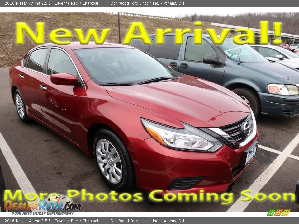 2016 Nissan Altima 2.5 S Cayenne Red / Charcoal Photo #1