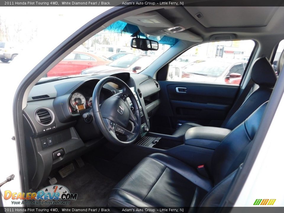 2011 Honda Pilot Touring 4WD White Diamond Pearl / Black Photo #11