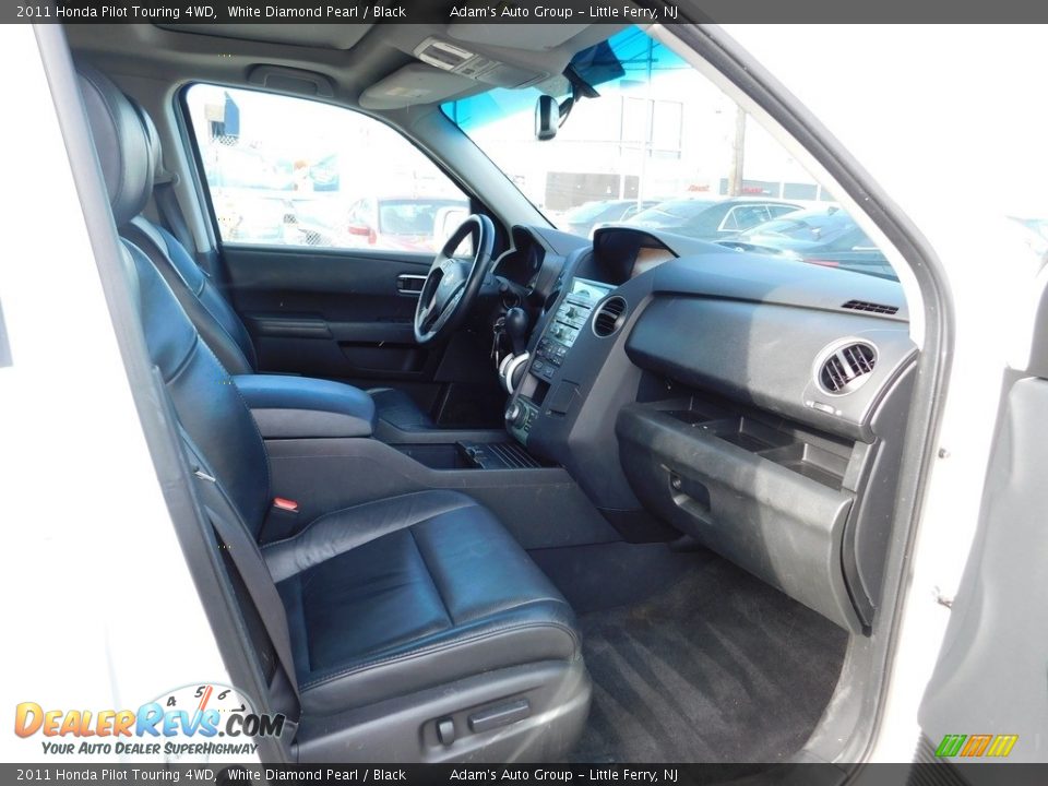 2011 Honda Pilot Touring 4WD White Diamond Pearl / Black Photo #16