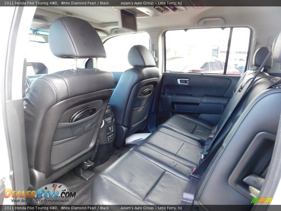 2011 Honda Pilot Touring 4WD White Diamond Pearl / Black Photo #23