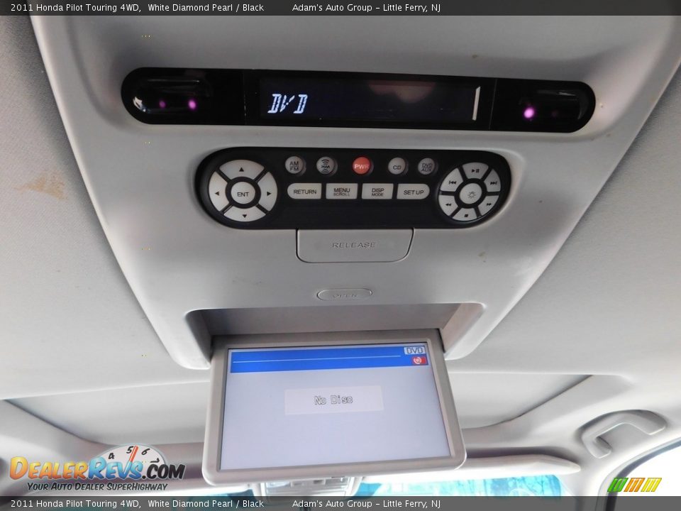 2011 Honda Pilot Touring 4WD White Diamond Pearl / Black Photo #26