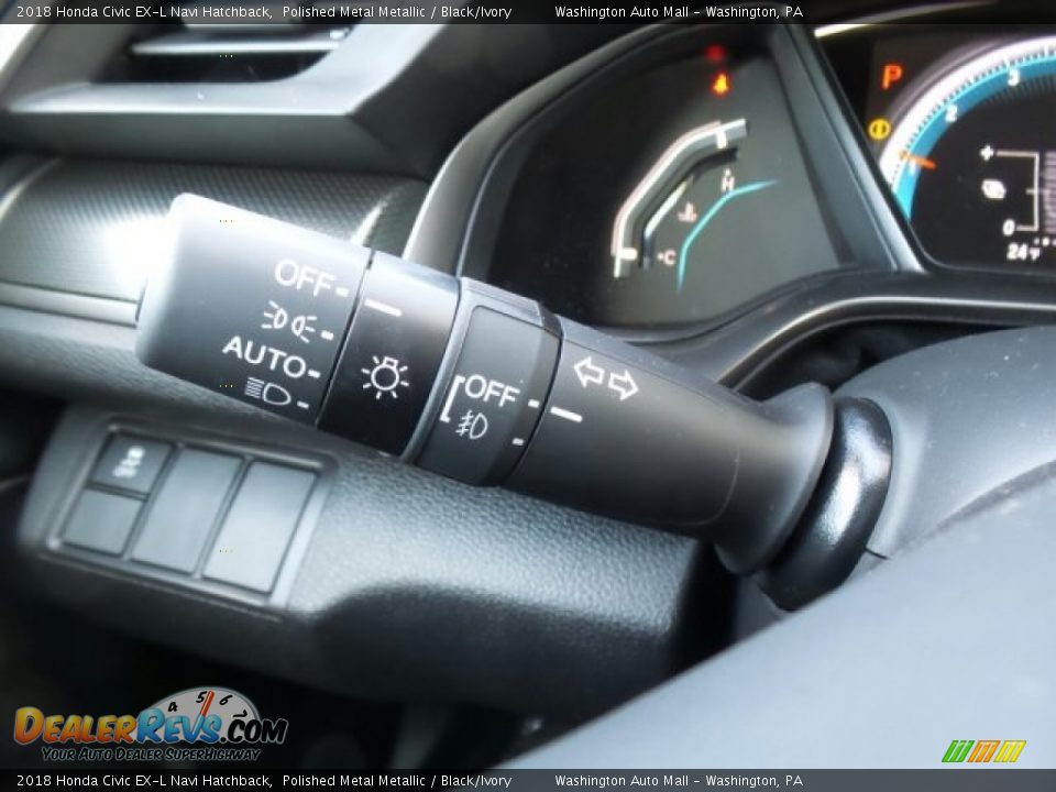2018 Honda Civic EX-L Navi Hatchback Polished Metal Metallic / Black/Ivory Photo #18