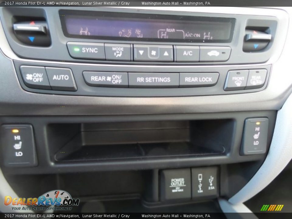 2017 Honda Pilot EX-L AWD w/Navigation Lunar Silver Metallic / Gray Photo #26