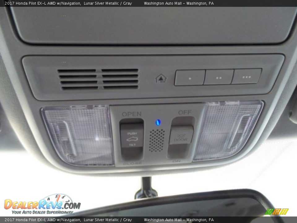 2017 Honda Pilot EX-L AWD w/Navigation Lunar Silver Metallic / Gray Photo #30
