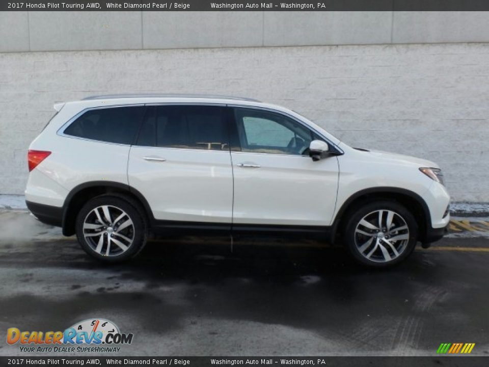2017 Honda Pilot Touring AWD White Diamond Pearl / Beige Photo #2
