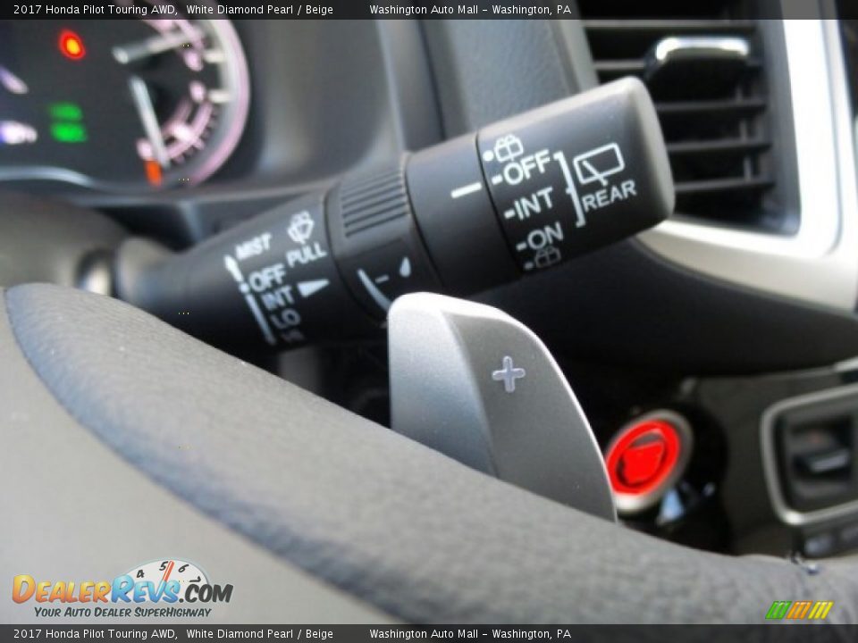 2017 Honda Pilot Touring AWD White Diamond Pearl / Beige Photo #25