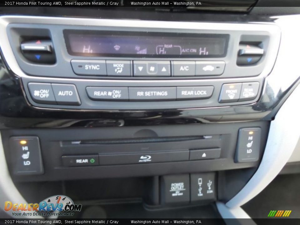 2017 Honda Pilot Touring AWD Steel Sapphire Metallic / Gray Photo #28