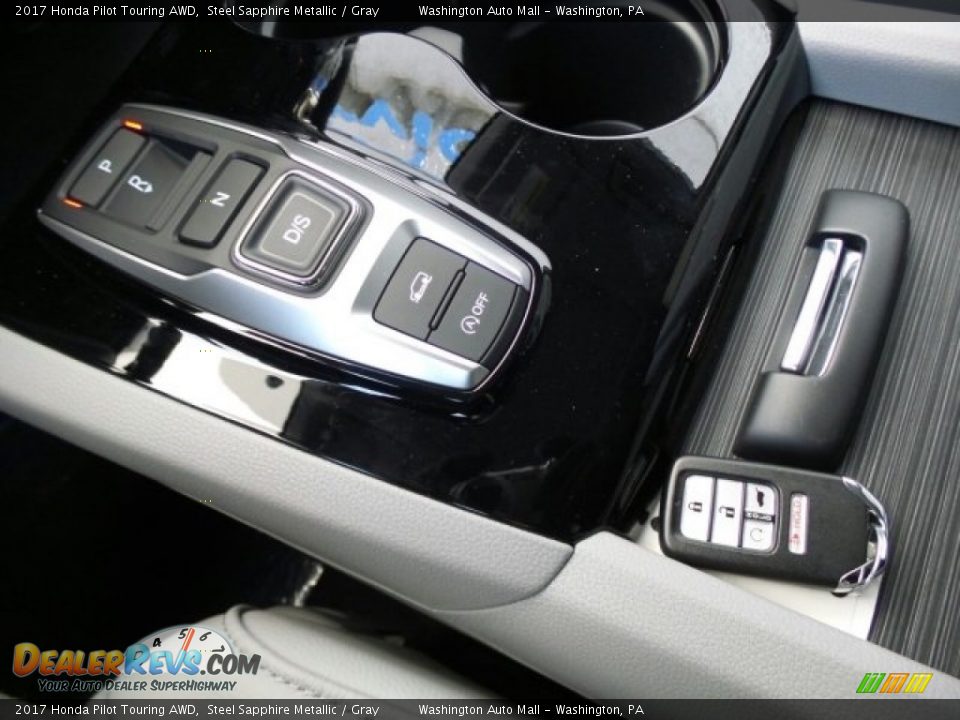 2017 Honda Pilot Touring AWD Steel Sapphire Metallic / Gray Photo #29