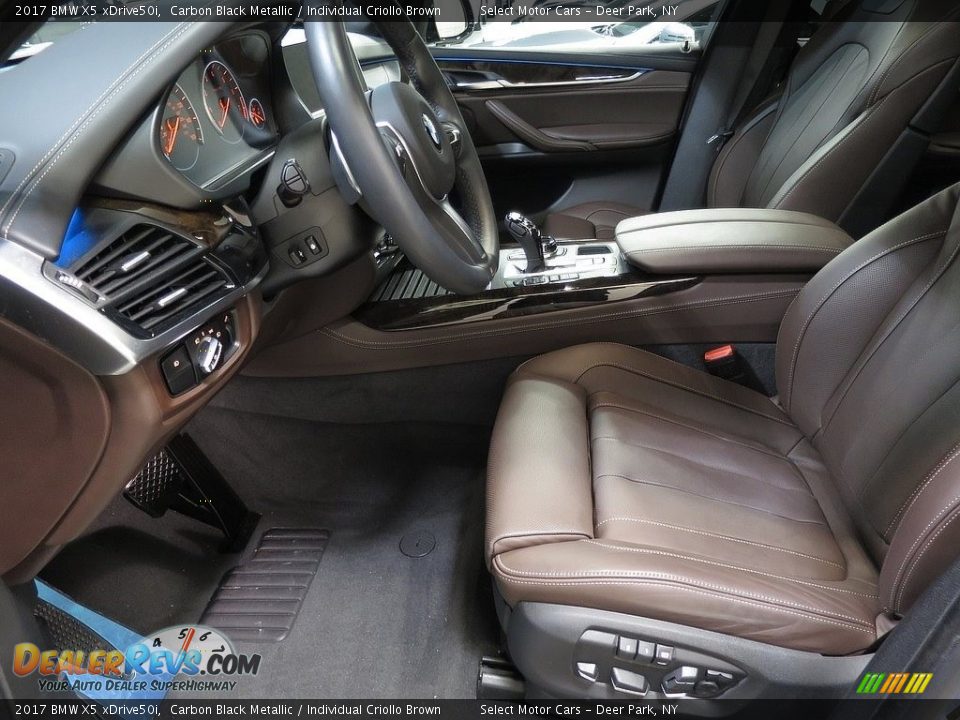 Front Seat of 2017 BMW X5 xDrive50i Photo #16