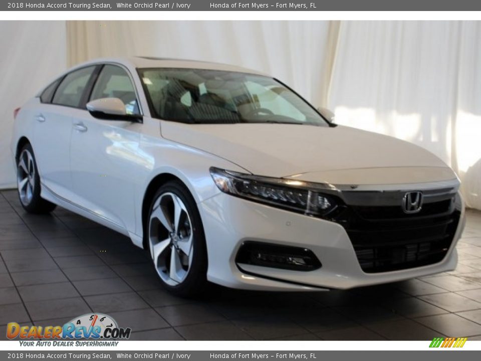 2018 Honda Accord Touring Sedan White Orchid Pearl / Ivory Photo #2