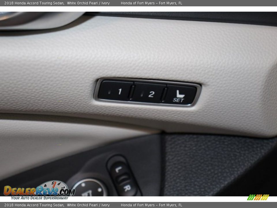 2018 Honda Accord Touring Sedan White Orchid Pearl / Ivory Photo #10