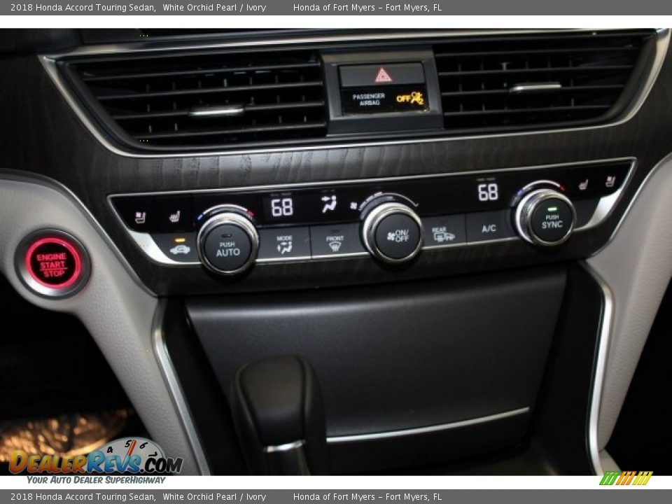 2018 Honda Accord Touring Sedan White Orchid Pearl / Ivory Photo #20