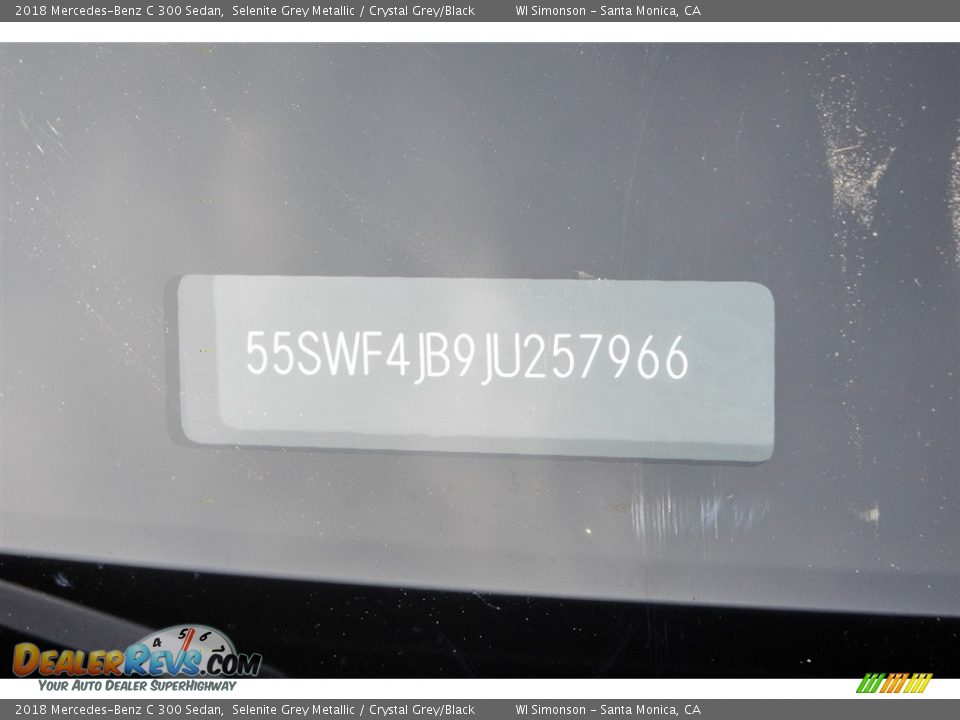 2018 Mercedes-Benz C 300 Sedan Selenite Grey Metallic / Crystal Grey/Black Photo #10