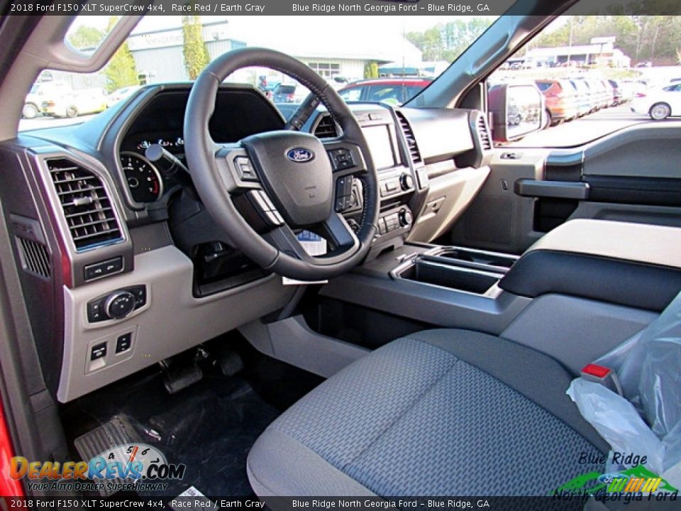 2018 Ford F150 XLT SuperCrew 4x4 Race Red / Earth Gray Photo #29