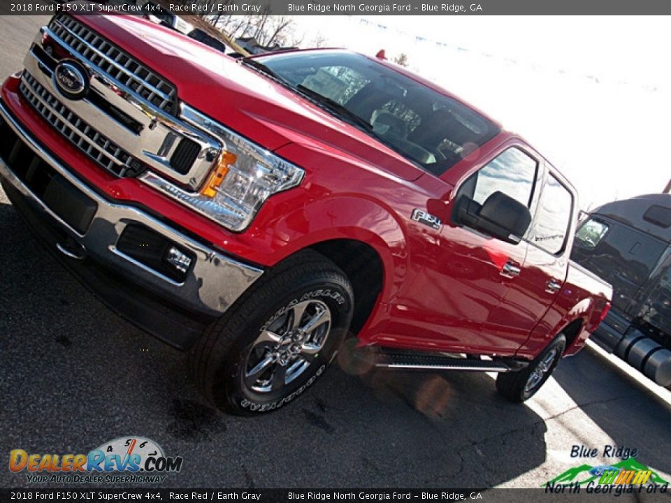 2018 Ford F150 XLT SuperCrew 4x4 Race Red / Earth Gray Photo #31