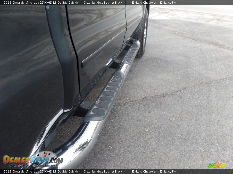 2018 Chevrolet Silverado 2500HD LT Double Cab 4x4 Graphite Metallic / Jet Black Photo #12
