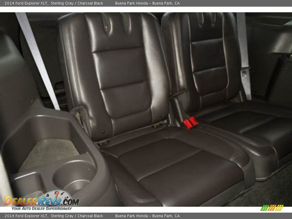 2014 Ford Explorer XLT Sterling Gray / Charcoal Black Photo #17