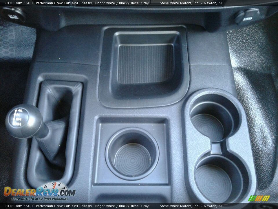 2018 Ram 5500 Tradesman Crew Cab 4x4 Chassis Bright White / Black/Diesel Gray Photo #26