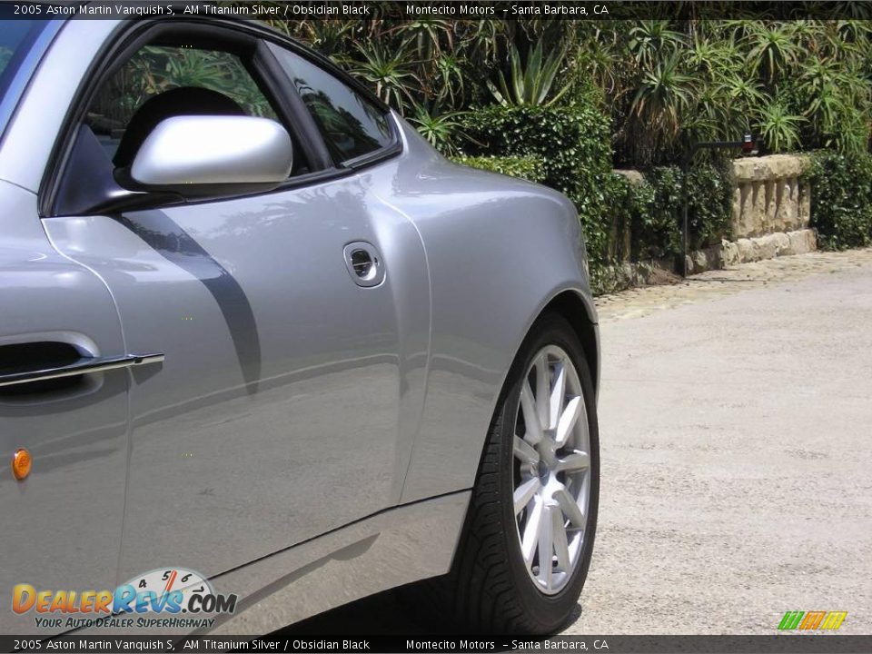 2005 Aston Martin Vanquish S AM Titanium Silver / Obsidian Black Photo #18