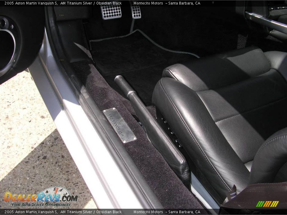 2005 Aston Martin Vanquish S AM Titanium Silver / Obsidian Black Photo #23