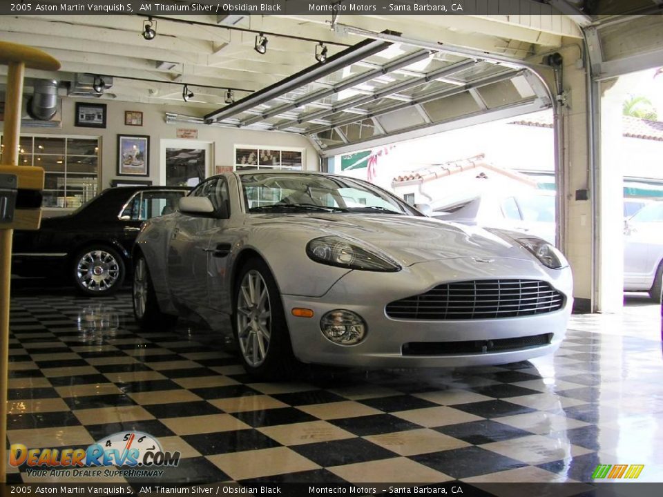2005 Aston Martin Vanquish S AM Titanium Silver / Obsidian Black Photo #32