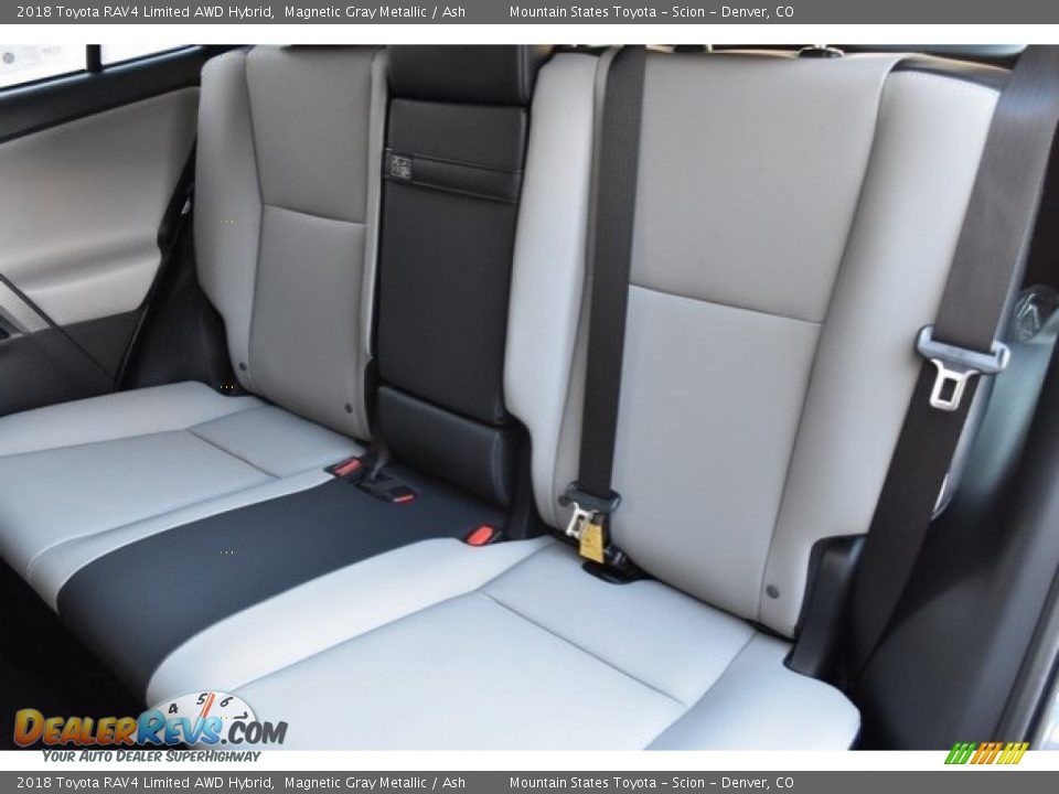2018 Toyota RAV4 Limited AWD Hybrid Magnetic Gray Metallic / Ash Photo #7