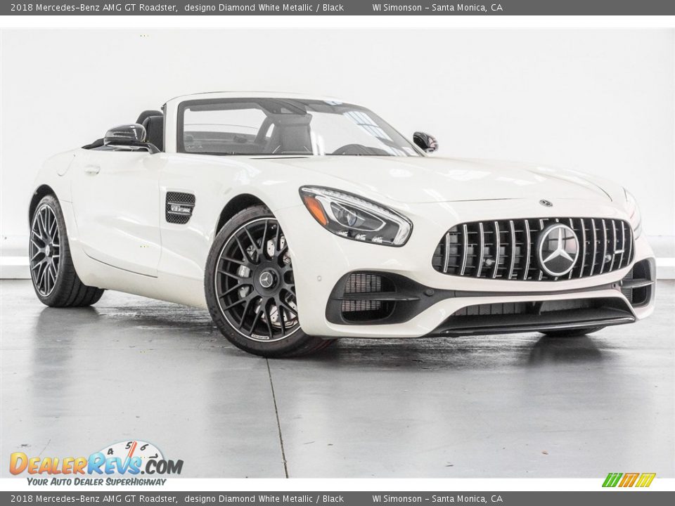 Front 3/4 View of 2018 Mercedes-Benz AMG GT Roadster Photo #13