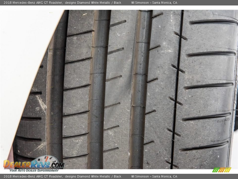 2018 Mercedes-Benz AMG GT Roadster designo Diamond White Metallic / Black Photo #17