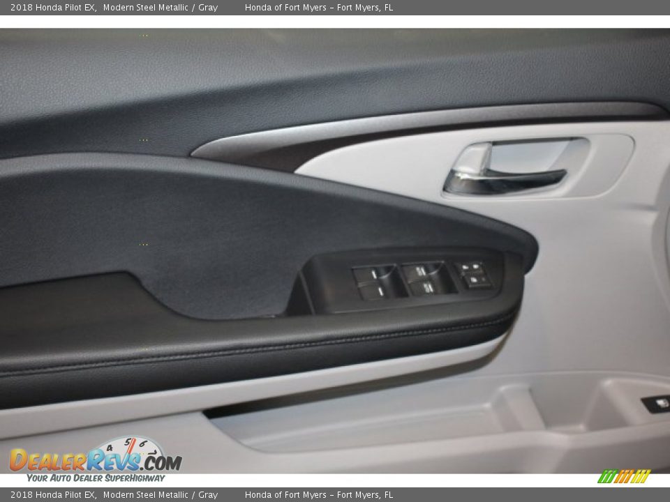 2018 Honda Pilot EX Modern Steel Metallic / Gray Photo #9