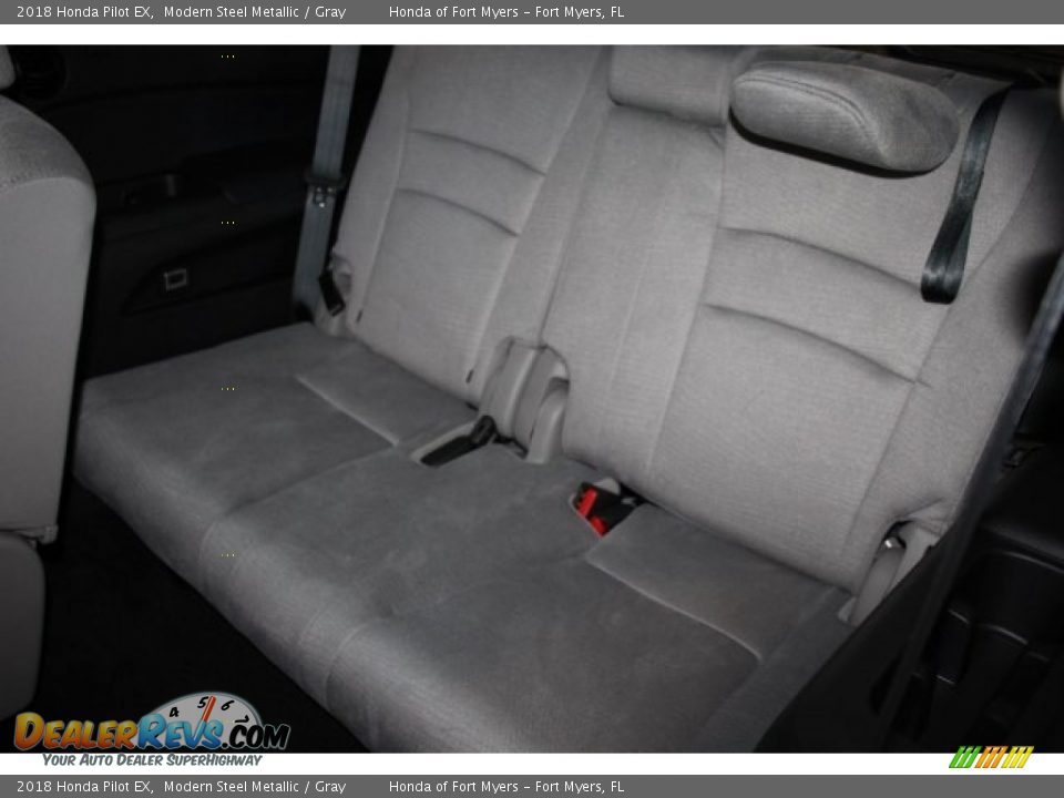 2018 Honda Pilot EX Modern Steel Metallic / Gray Photo #24