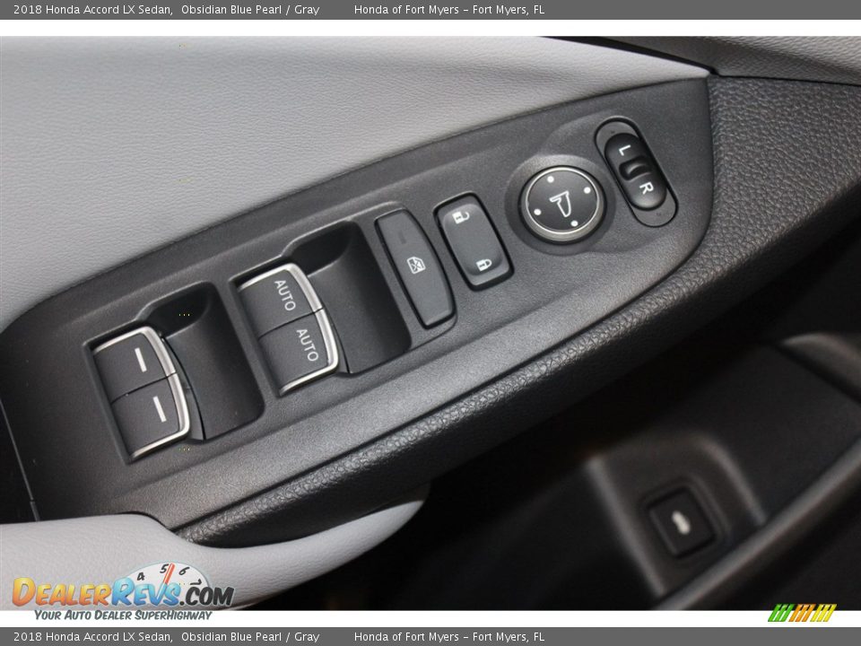 2018 Honda Accord LX Sedan Obsidian Blue Pearl / Gray Photo #10
