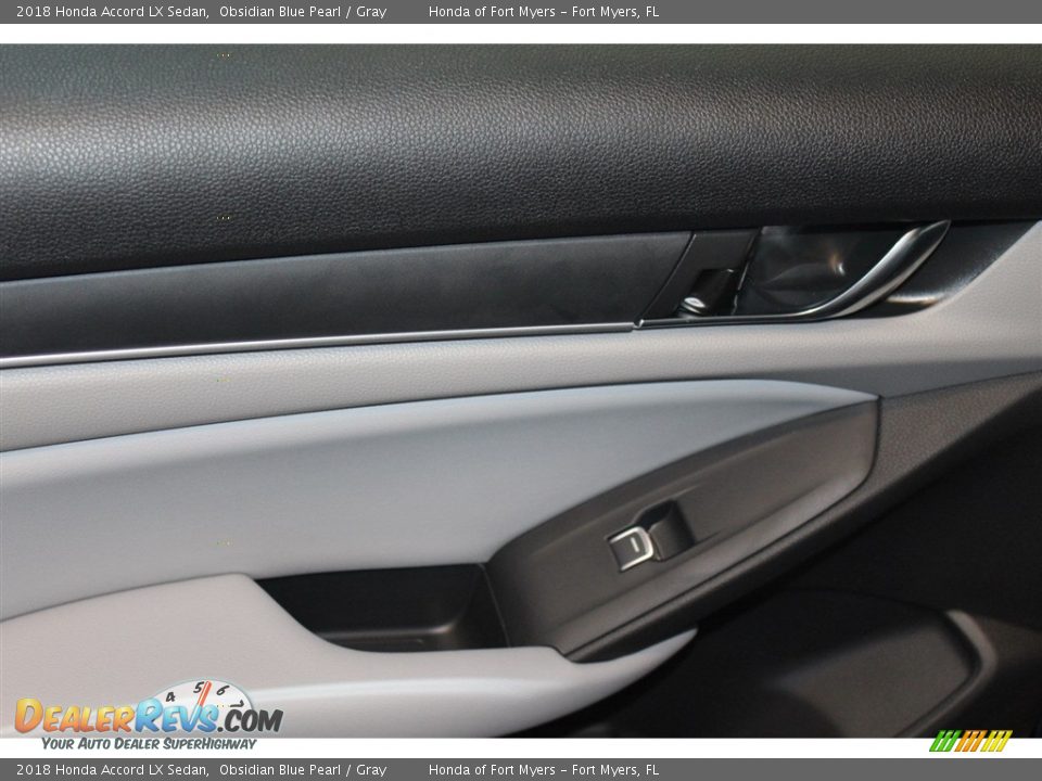 2018 Honda Accord LX Sedan Obsidian Blue Pearl / Gray Photo #20