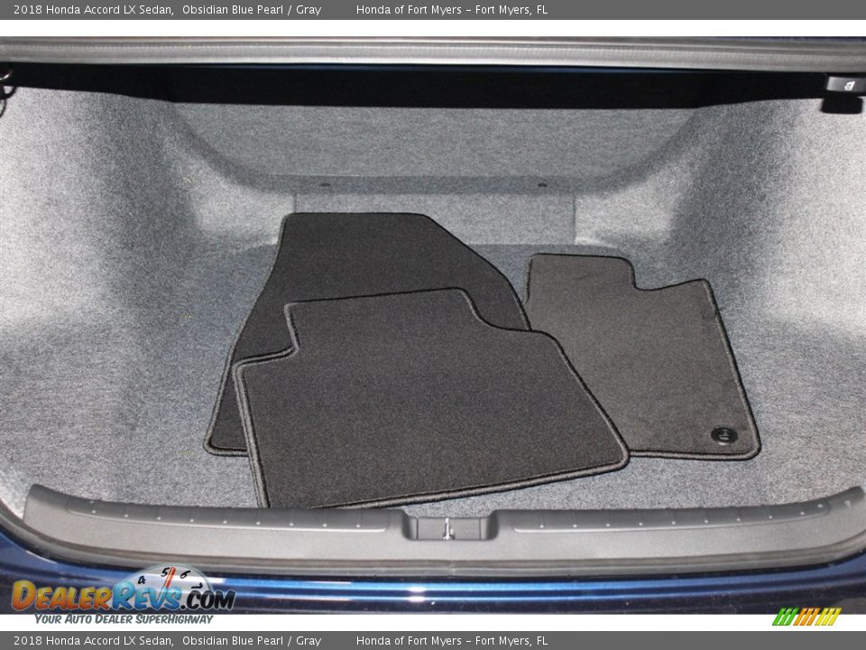 2018 Honda Accord LX Sedan Obsidian Blue Pearl / Gray Photo #22