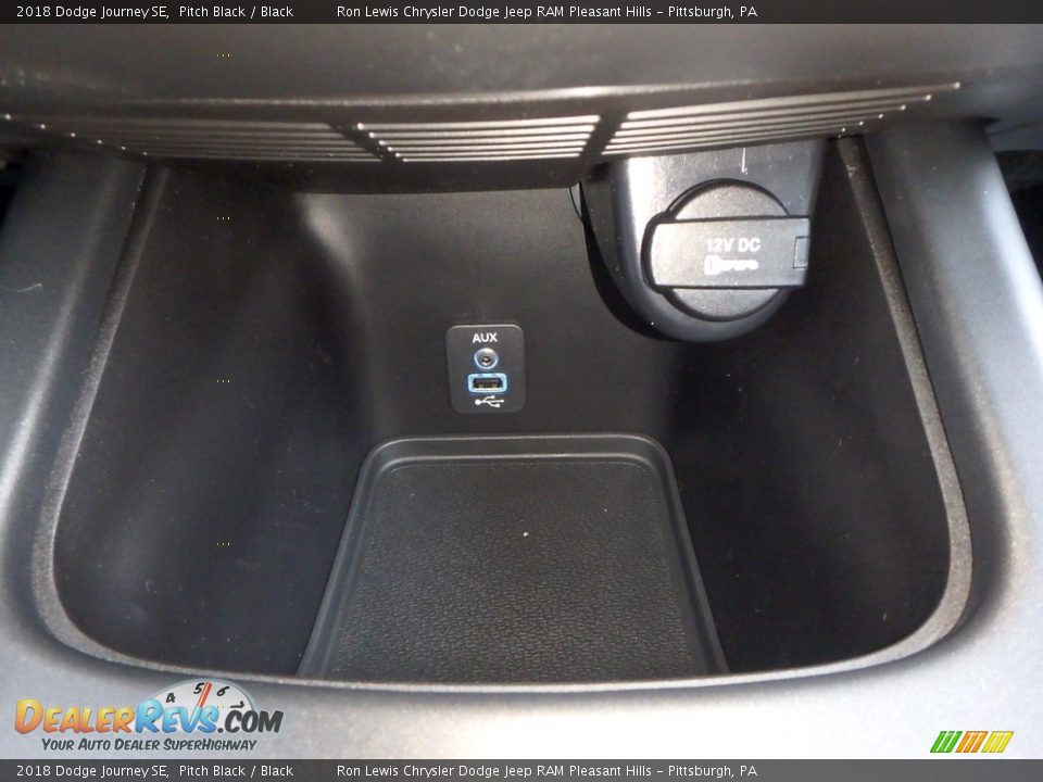 2018 Dodge Journey SE Pitch Black / Black Photo #16
