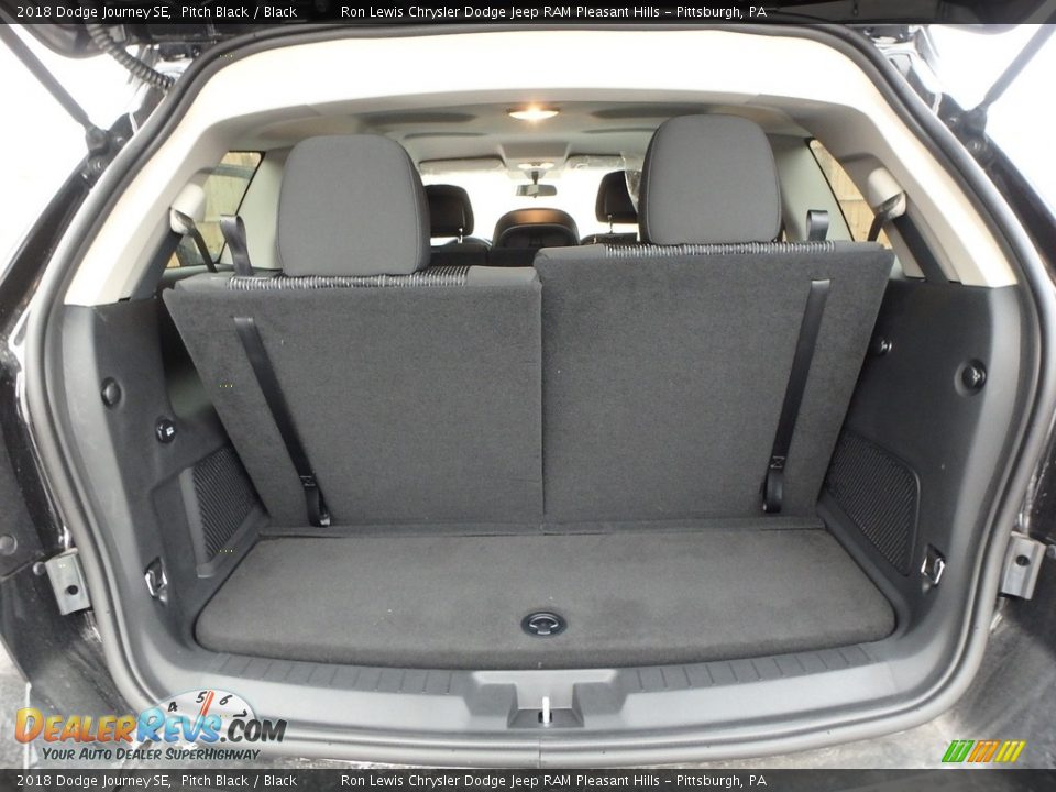 2018 Dodge Journey SE Pitch Black / Black Photo #19