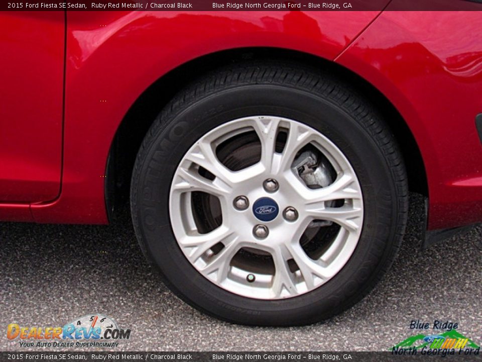 2015 Ford Fiesta SE Sedan Ruby Red Metallic / Charcoal Black Photo #9