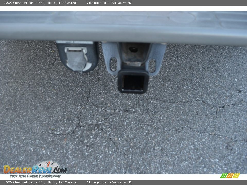 2005 Chevrolet Tahoe Z71 Black / Tan/Neutral Photo #8
