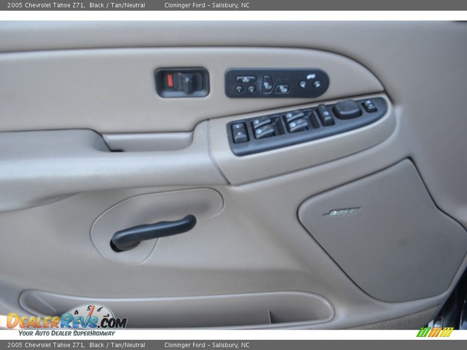 2005 Chevrolet Tahoe Z71 Black / Tan/Neutral Photo #9