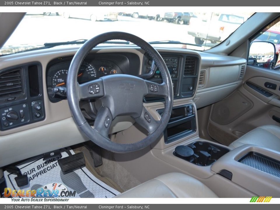 2005 Chevrolet Tahoe Z71 Black / Tan/Neutral Photo #11