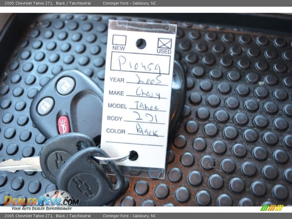 2005 Chevrolet Tahoe Z71 Black / Tan/Neutral Photo #23