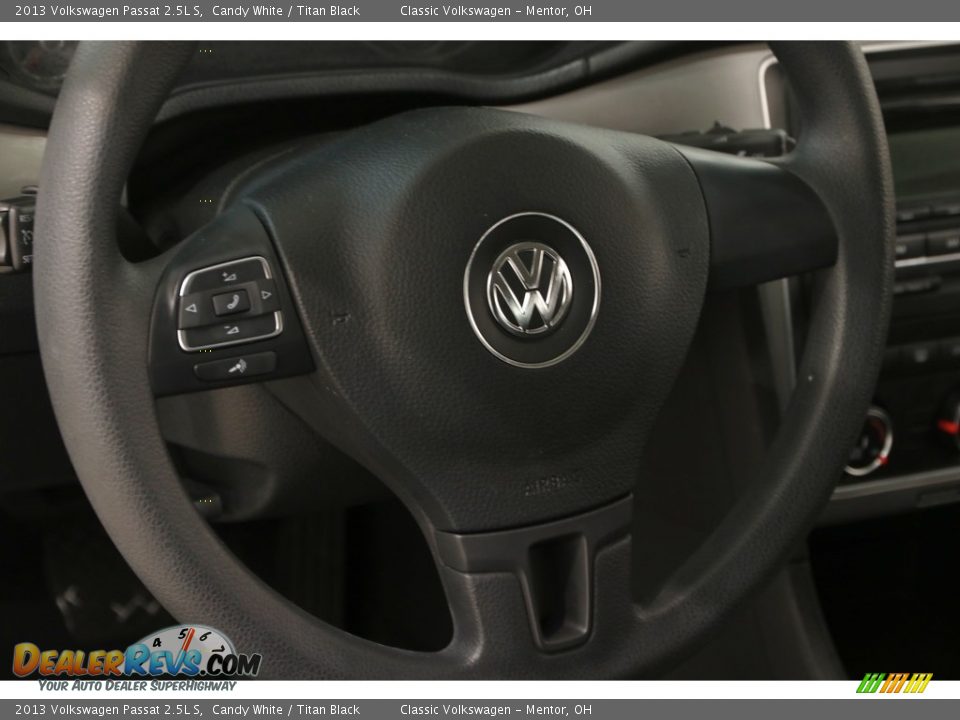 2013 Volkswagen Passat 2.5L S Candy White / Titan Black Photo #6