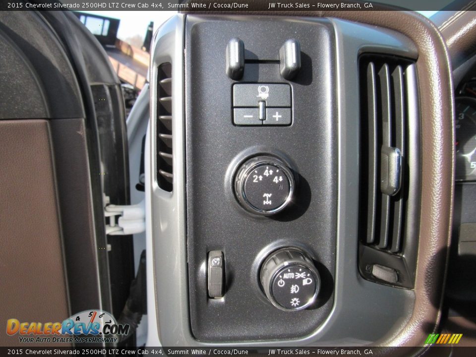 2015 Chevrolet Silverado 2500HD LTZ Crew Cab 4x4 Summit White / Cocoa/Dune Photo #20