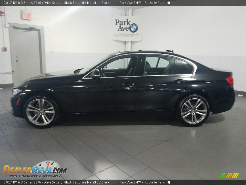 2017 BMW 3 Series 330i xDrive Sedan Black Sapphire Metallic / Black Photo #2