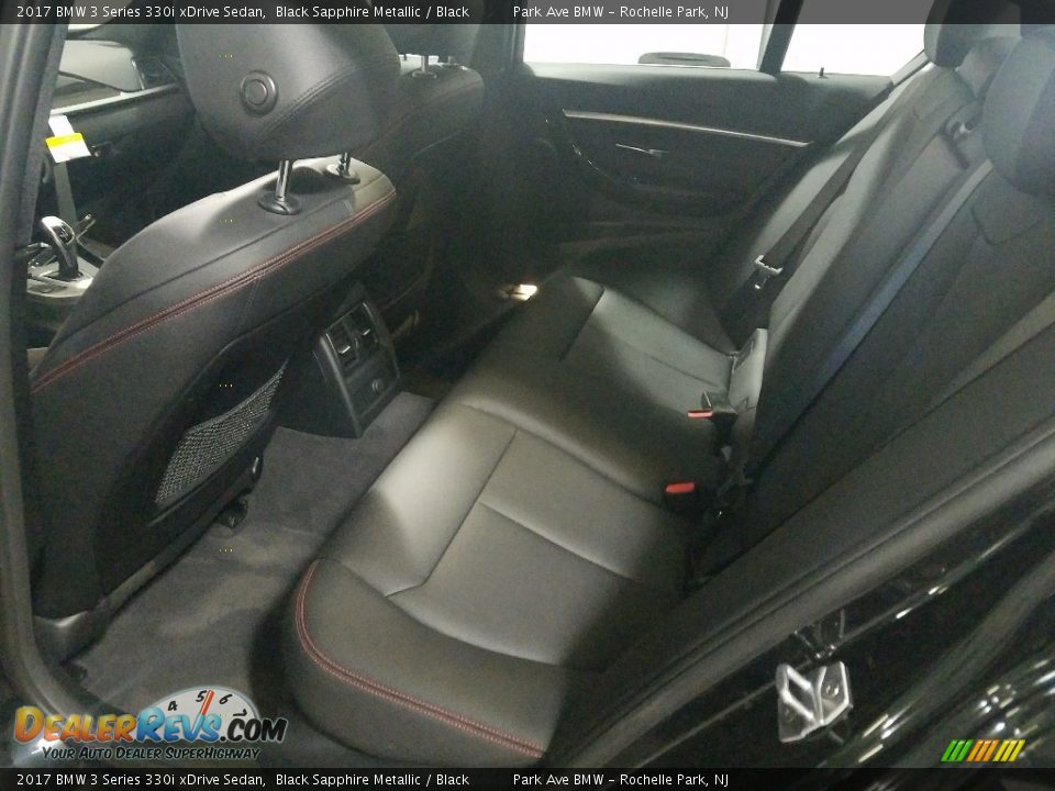 2017 BMW 3 Series 330i xDrive Sedan Black Sapphire Metallic / Black Photo #12