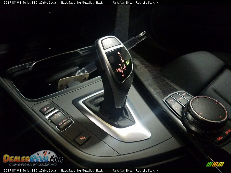 2017 BMW 3 Series 330i xDrive Sedan Black Sapphire Metallic / Black Photo #16