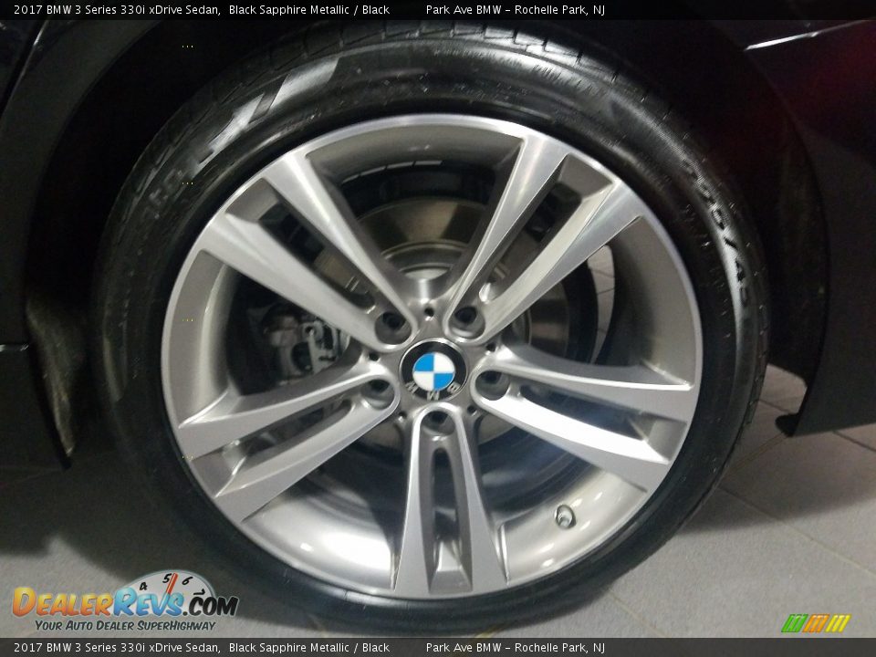 2017 BMW 3 Series 330i xDrive Sedan Black Sapphire Metallic / Black Photo #23