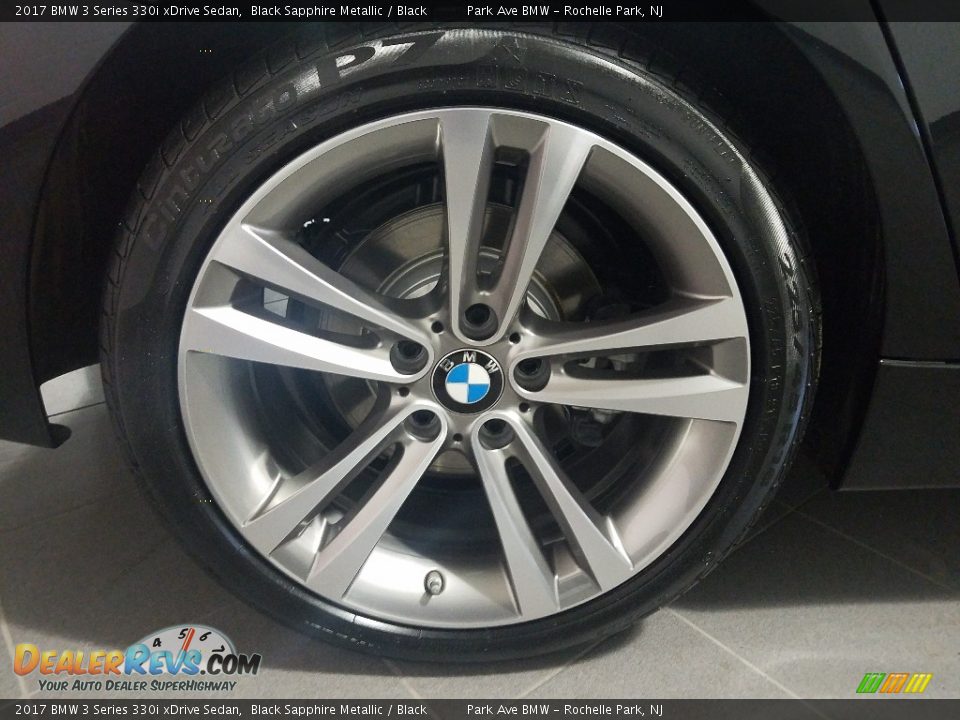 2017 BMW 3 Series 330i xDrive Sedan Black Sapphire Metallic / Black Photo #26