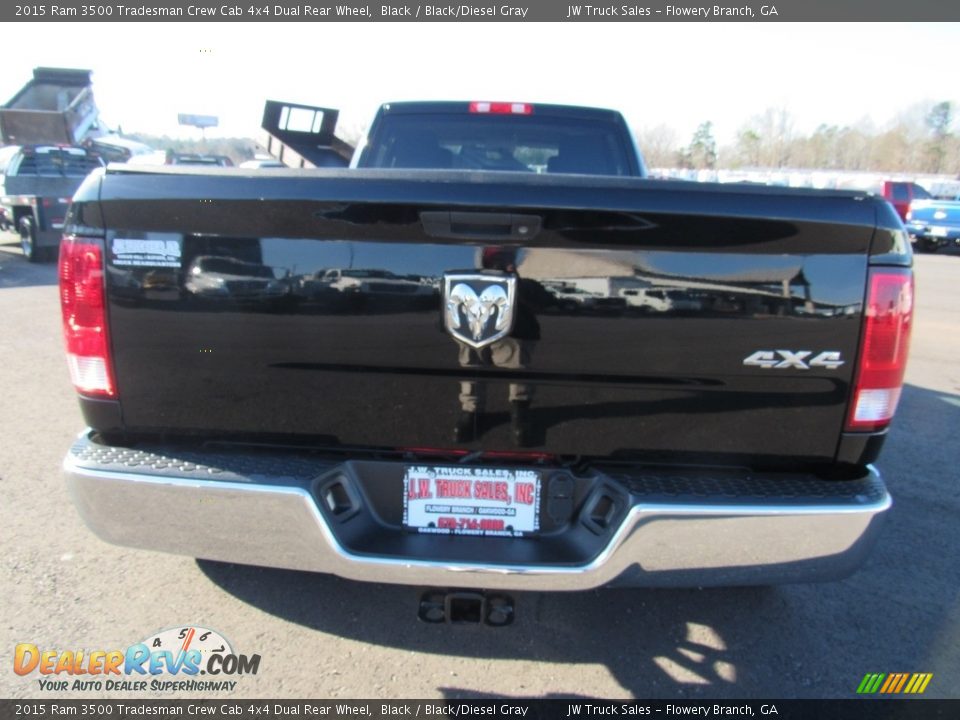 2015 Ram 3500 Tradesman Crew Cab 4x4 Dual Rear Wheel Black / Black/Diesel Gray Photo #4